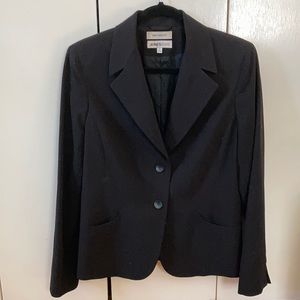 Black Jones & Co women’s blazer size 10 stretch fabric modern cut